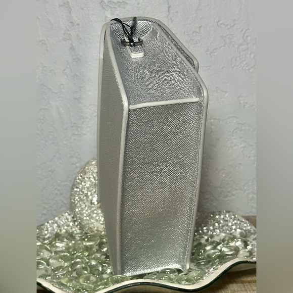 Kurt Geiger London Richmond Top Handle Crossbody Bag-(#0173) - Picture 4 of 6